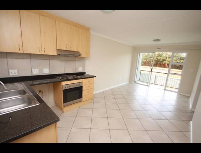 2 BEDROOM APARTMENT FOR SALE IN RAVENSWOOD